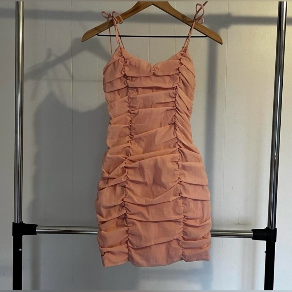 Rushed mini dress Superdown light pink xs-s new